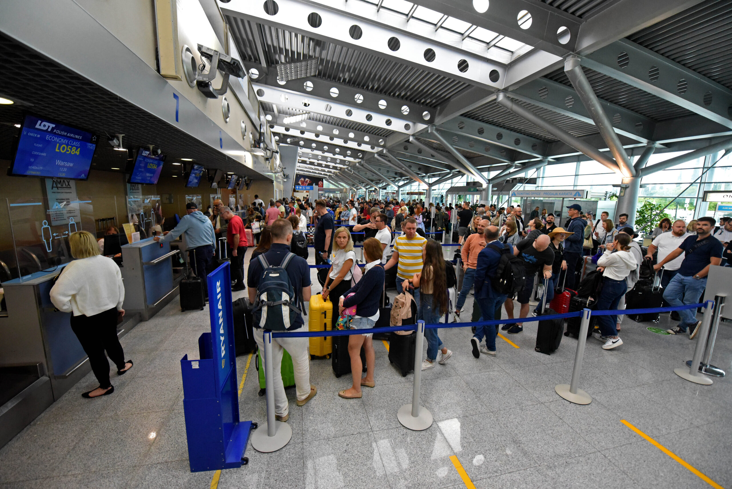 Aerodromi Crne Gore opslužili dvomilionitog putnika