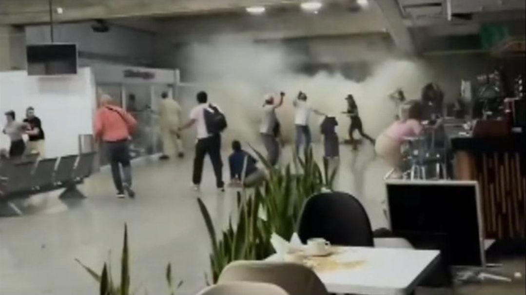 Haos na aerodromu u Karakasu: Zemljotresi zatvorili glavnu vazdušnu kapiju Venecuele (Video)