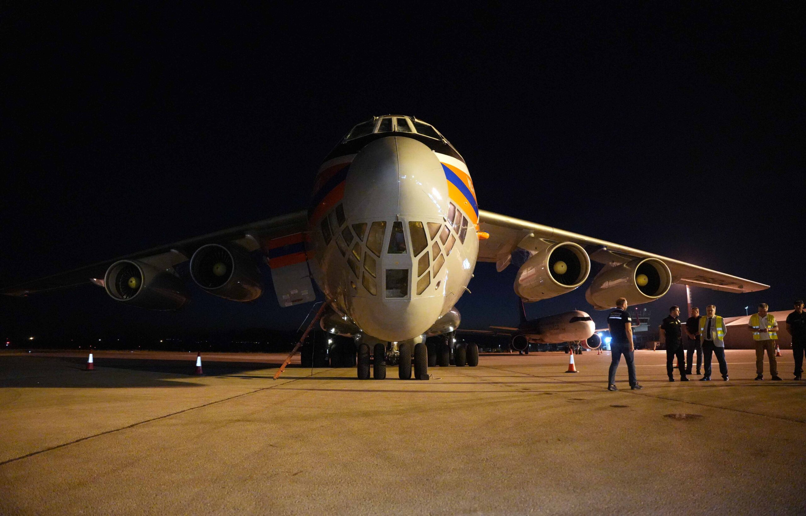 Avion Iljušin Ministarstva za vanredne situacije Ruske Federacije (MČS) sleteo na Aerodrom „Konstantin Veliki“ u Nišu