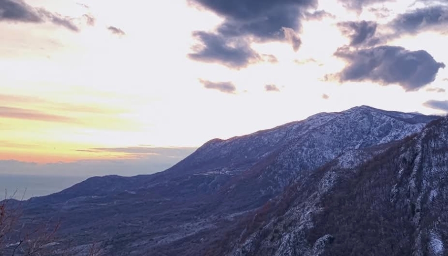 Paraglajderisti povrijeđeni u nezgodi na Brajićima