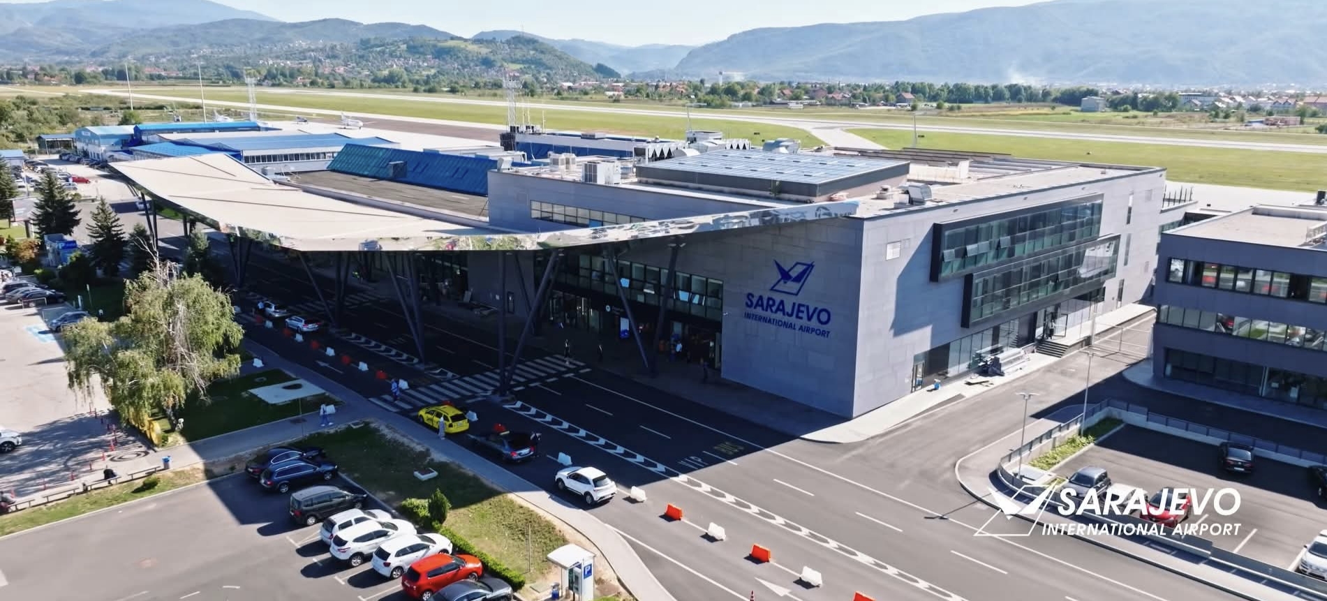 Wizz Air proširuje mrežu letova iz Sarajeva sa tri nove direktne linije ka Pragu, Berlinu i Bratislavi