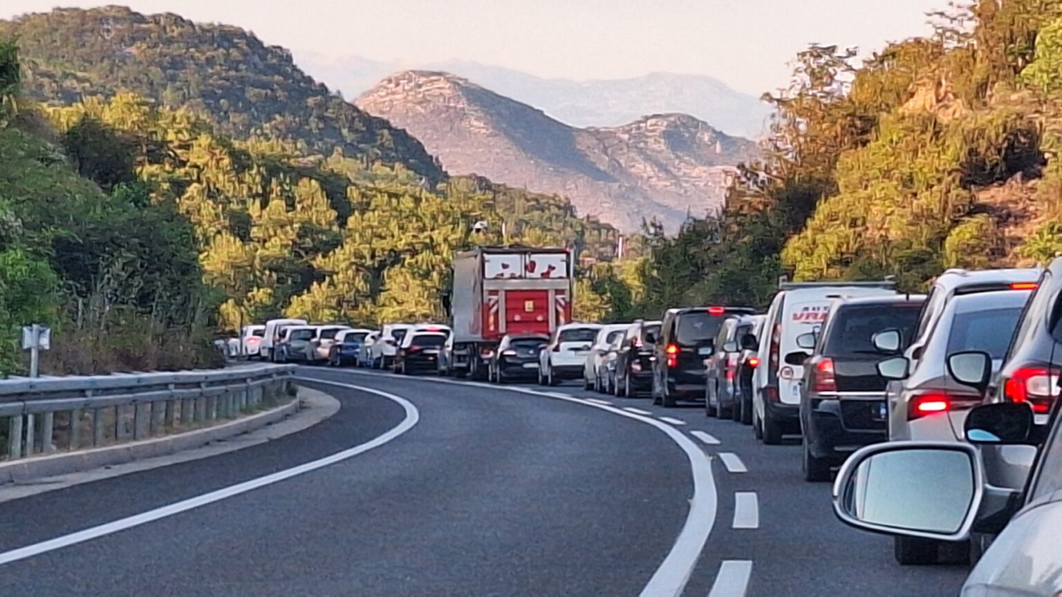 Zbog Samita u Budvi danas obustave saobraćaja na putevima kroz Bar, Sutomore i Virpazar